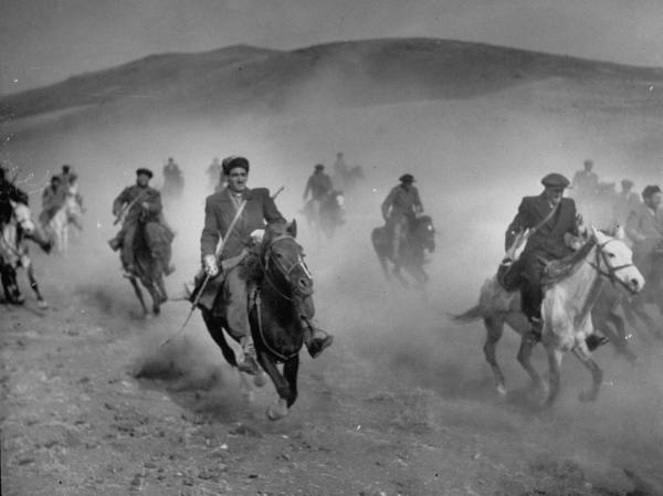 1951年，伊朗的沙赫萨万部落（Shahsavan）武装骑兵