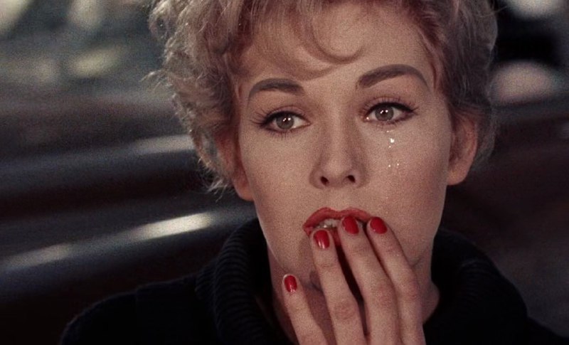 #名人 金·诺瓦克在 #电影《铃声，书本与蜡烛》（Bell, Book and Candle，1958年）中的表现#名人 金·诺瓦克在 #电影《铃声，书本与蜡烛》（Bell, Book and Candle，1958年）中的表现