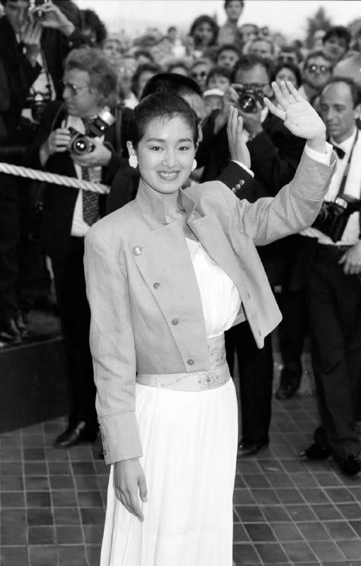 #名人 中国女演员巩俐在坎城，1990 年