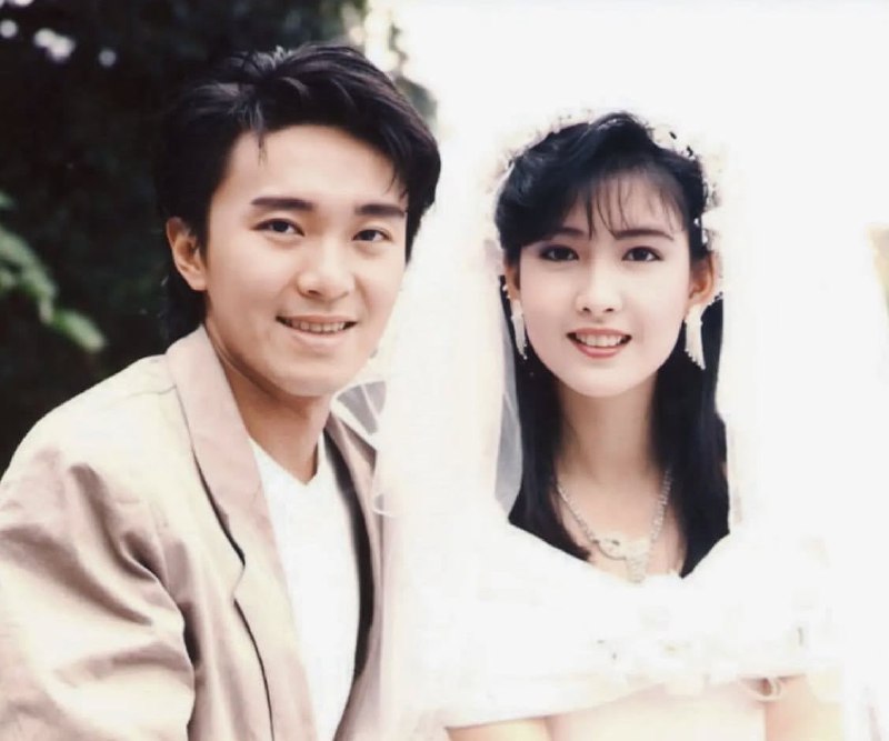 #名人 90年代 香港娱乐杂志上的明星合照#名人 90年代 香港娱乐杂志上的明星合照