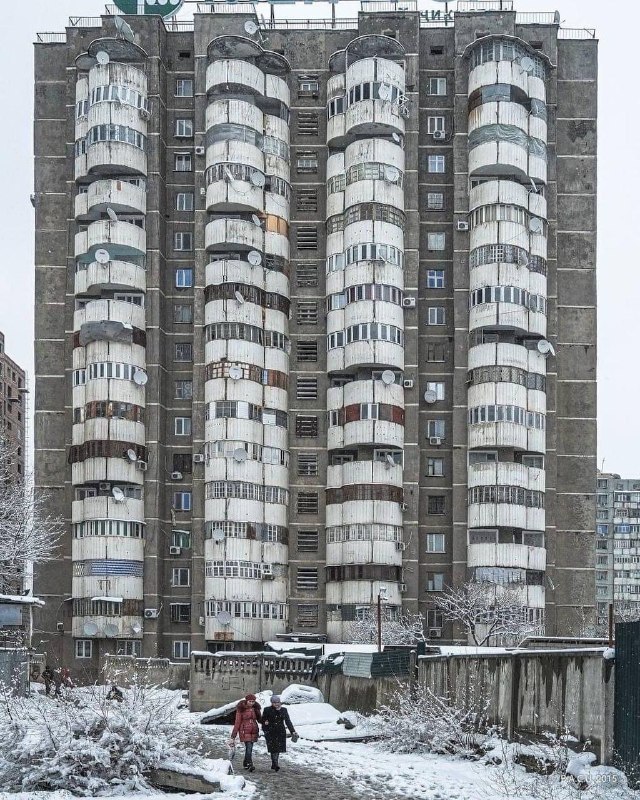 🖼 住宅建築，住宅建築，建於 80 年代杜尚別，塔吉克斯坦