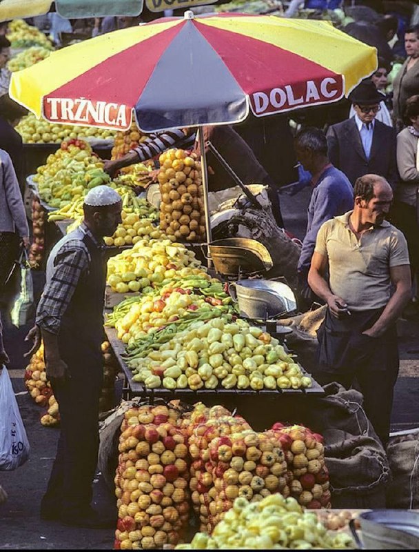 萨格勒布市场，1980年代萨格勒布位于克罗地亚，那时属于南斯拉夫社会主义联邦共和国的一部分