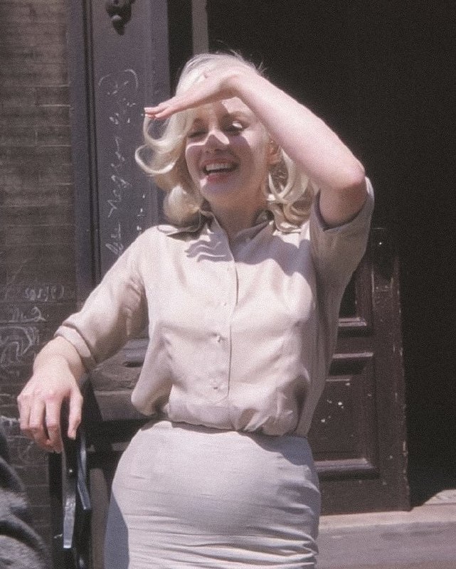 #名人 弗里达·霍尔（Frieda Hull）拍摄的玛丽莲·梦露（Marilyn Monroe）照片摄于1960年，地点是纽约市