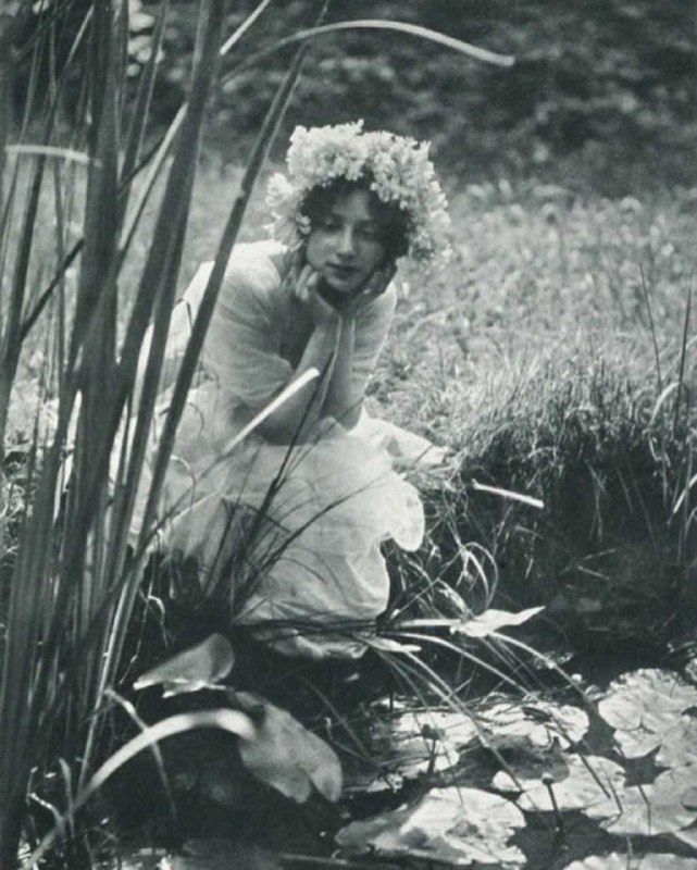 1903年，水边少女