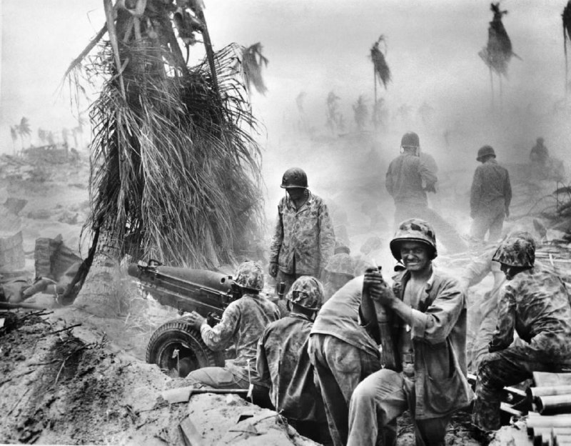 美国海军陆战队75毫米榴弹炮分队，吉尔伯特群岛塔拉瓦岛，1943年11月20日–23日