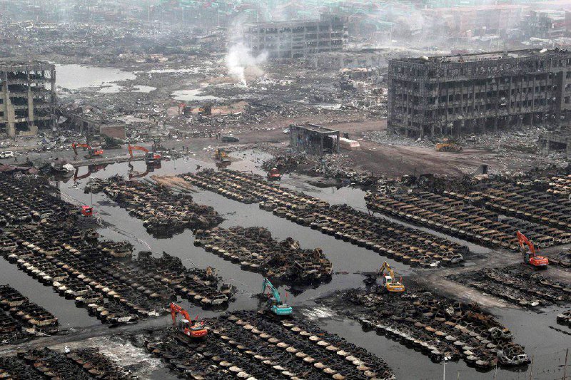 2015年8月，中国的天津大爆炸