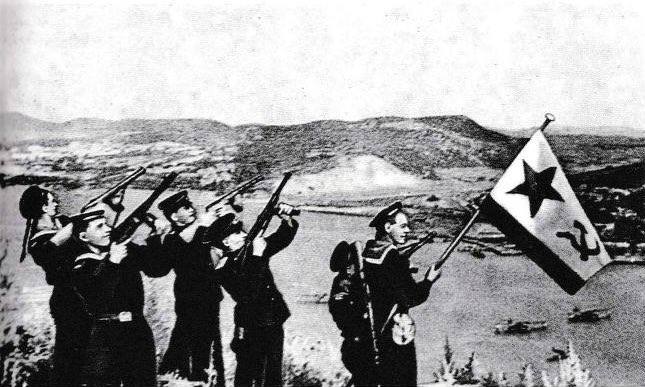 1945年8月,苏联对日宣战并出兵满洲(即”八月风暴行动”),迅速击溃日本关东军