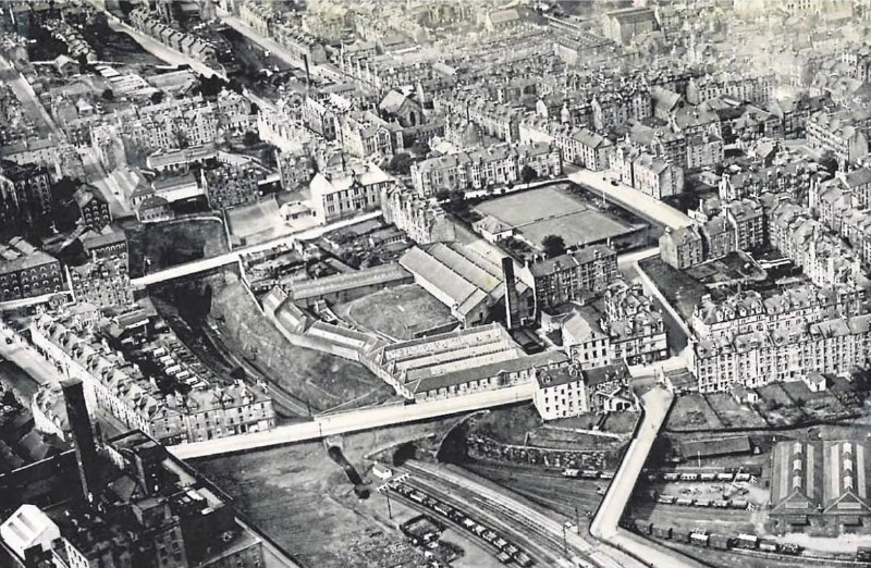 1930年代，俯瞰苏格兰格里诺克的Lynedoch街区