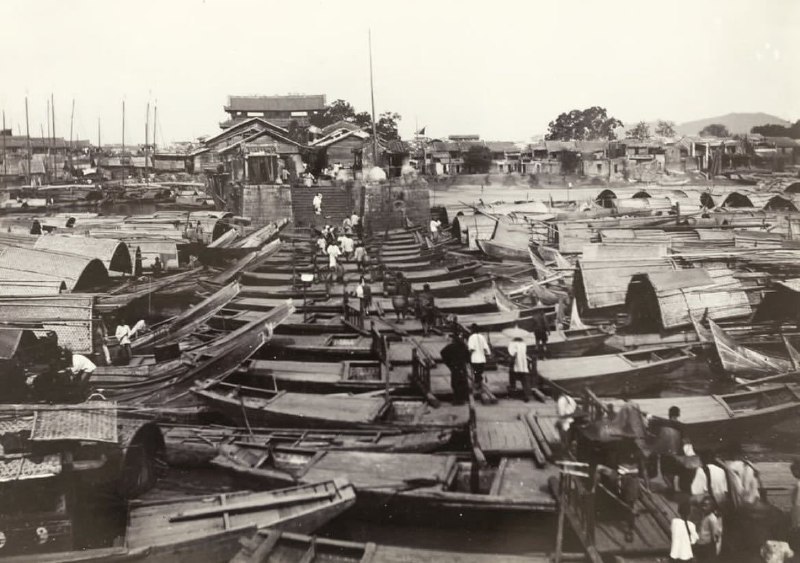 1880年代 中国广东潮州，广济桥