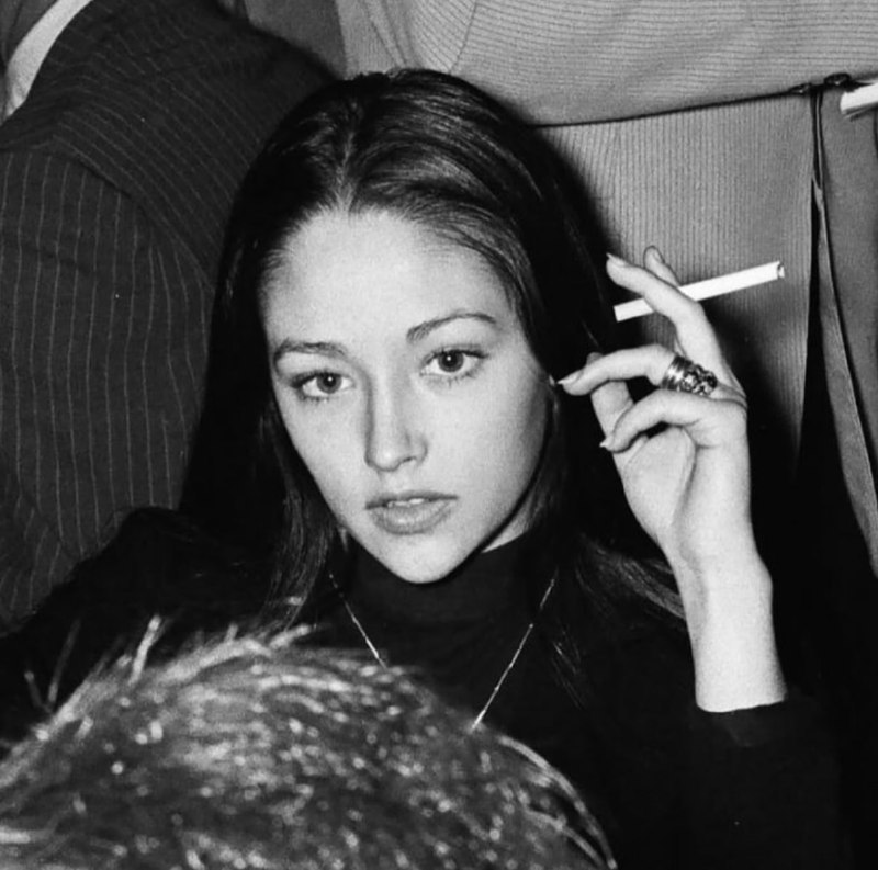 #名人 1970 年，奥利维亚·赫西在洛杉矶大使酒店#名人 1970 年，奥利维亚·赫西在洛杉矶大使酒店