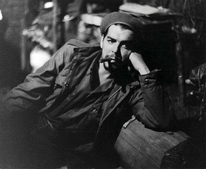 1965年2月24日，切·格瓦拉在阿尔及利亚举行的亚非会议上