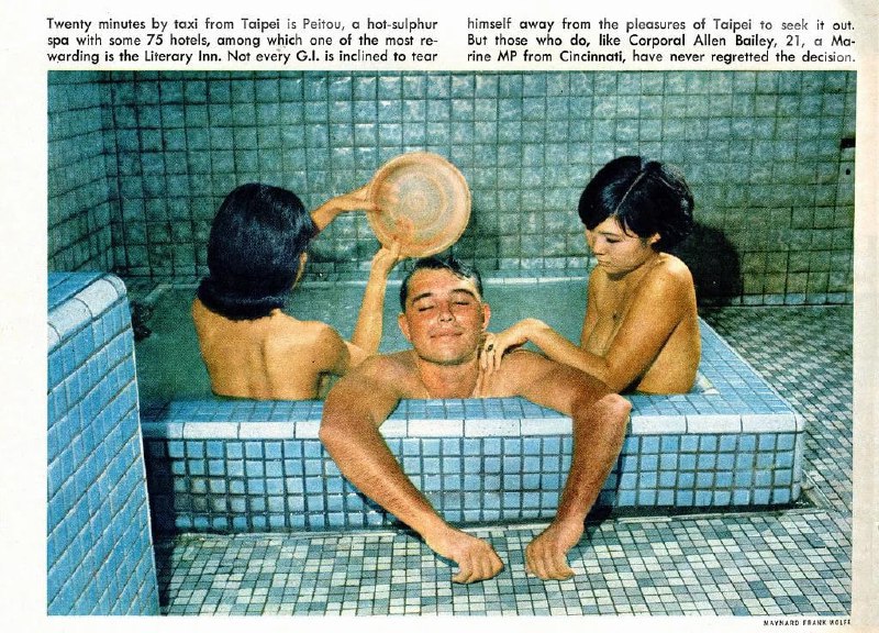 #海报 1967年《时代》杂志刊登广告，宣传作为美国军人在台湾服役的好处照片中的下士艾伦·贝利实际上在文章发表前就已经在越南阵亡了