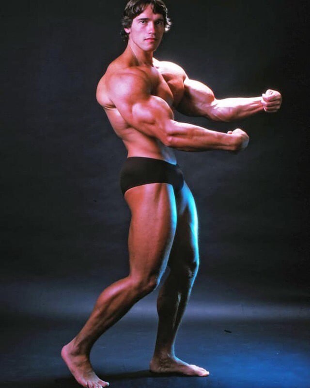 #名人 1976年10月，阿诺德•施瓦辛格（ArnoldSchwarzenegger）