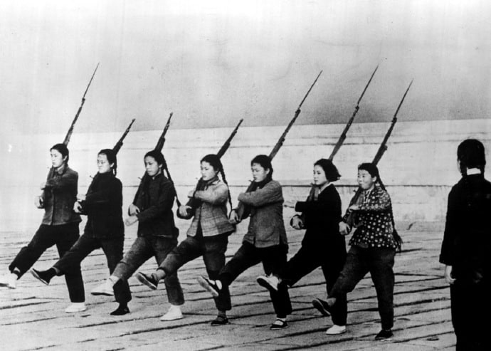 1968-1975年，中国女民兵