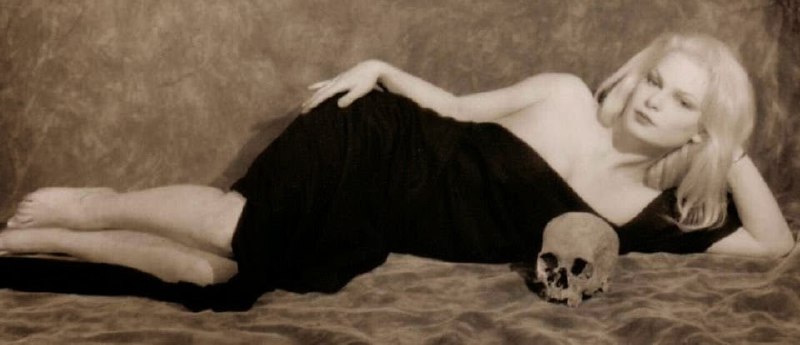 #撒旦教 Zeena LaVey，现称为 Zeena Schreck，是 1985 年至 1990 年间撒旦教会的发言人