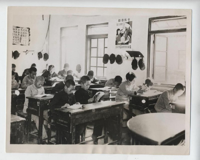 1935 年，满洲国首都 新京（长春市）的小学