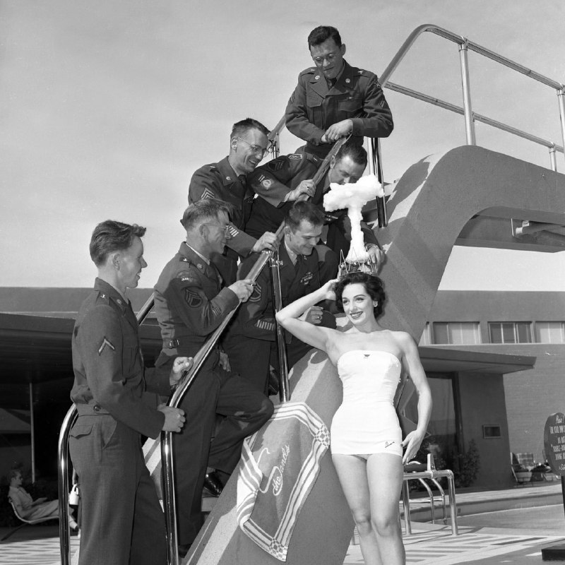 1950年“原子弹小姐”选美冠军