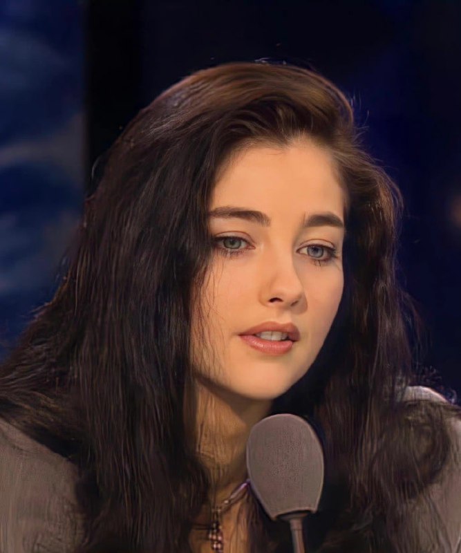 #名人 29岁时的克里斯蒂亚娜·耶里 Cristiana Réali ​​​