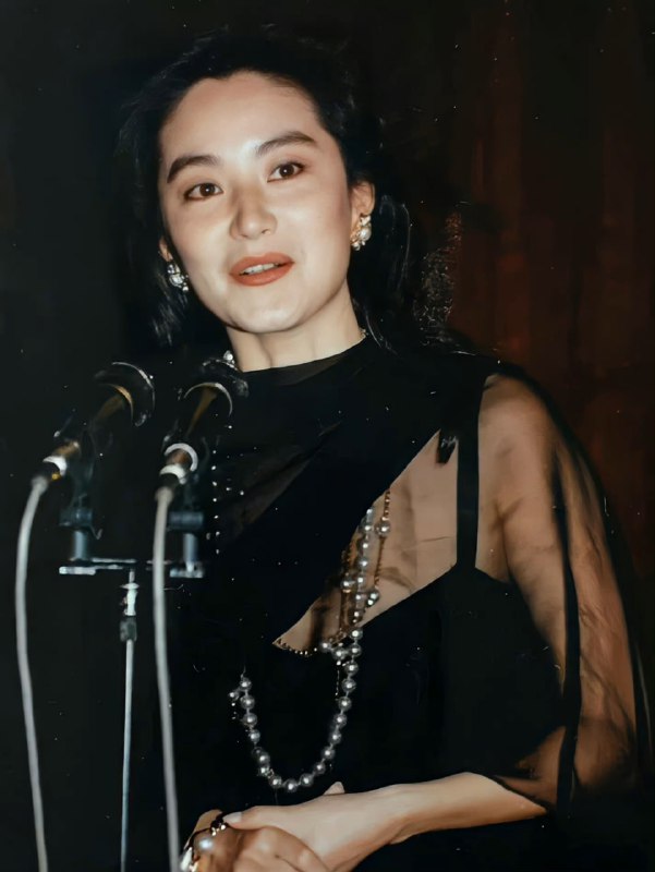 90年代林青霞到上海出席活动