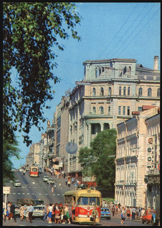 1983，海参崴