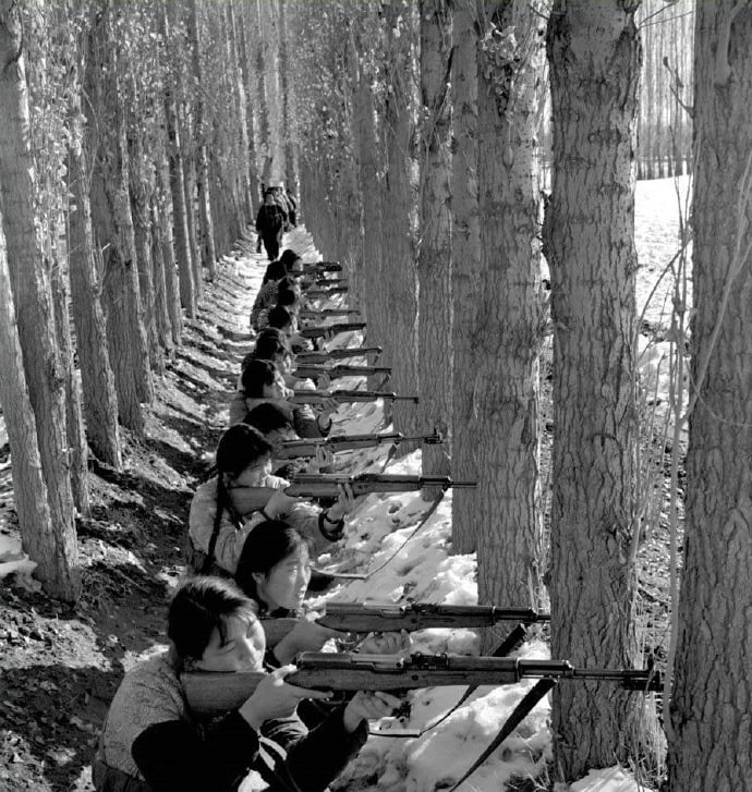 1968-1975年，中国女民兵