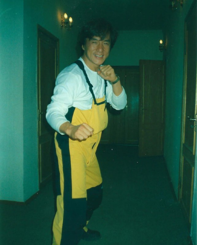 1996年，#名人 成龙，在俄罗斯