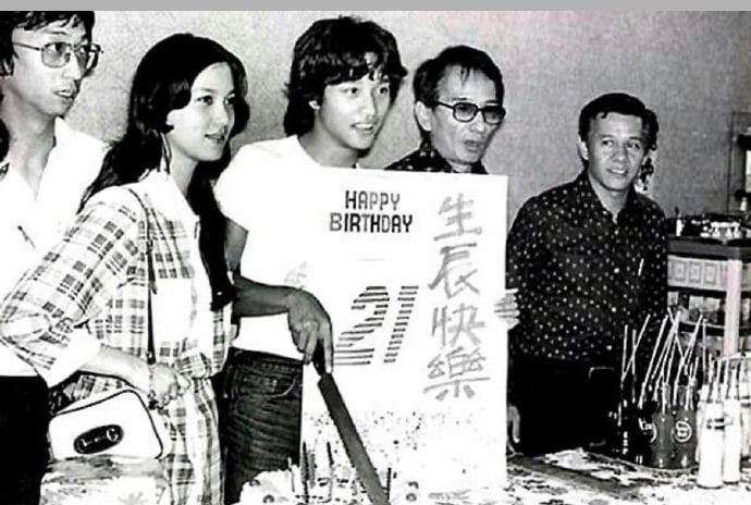 1977年，张国荣21岁生日派对 ​​​