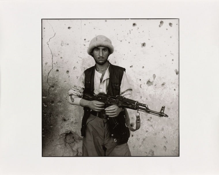 1998年，阿富汗巴格拉姆附近前线的北方联盟的一名截肢者圣战者