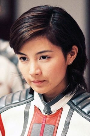 #名人 吉本多香美（ヨシモト タカミ）是一名日本女演员，1971年10月13日出生于日本埼玉县大宫市，独协大学外国语学部法语专业毕业