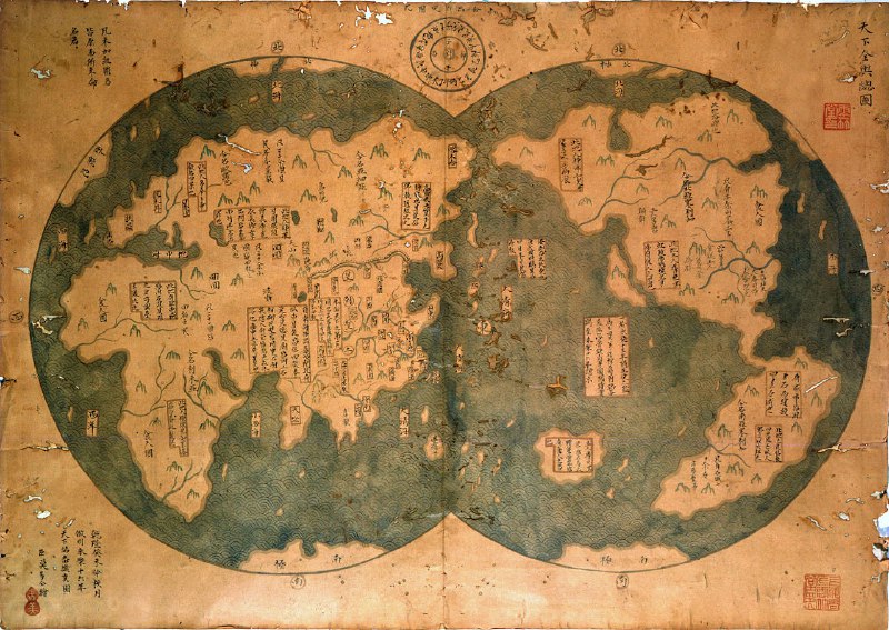 #地图《天下全舆总图》将中国置于中央的世界地图；据称是莫易仝于1763年模仿1418年的《天下诸番识贡图》所绘；来源 