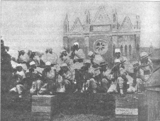 1900年8月，被围困两个月后，北京的法国天主教堂北塘的守军
