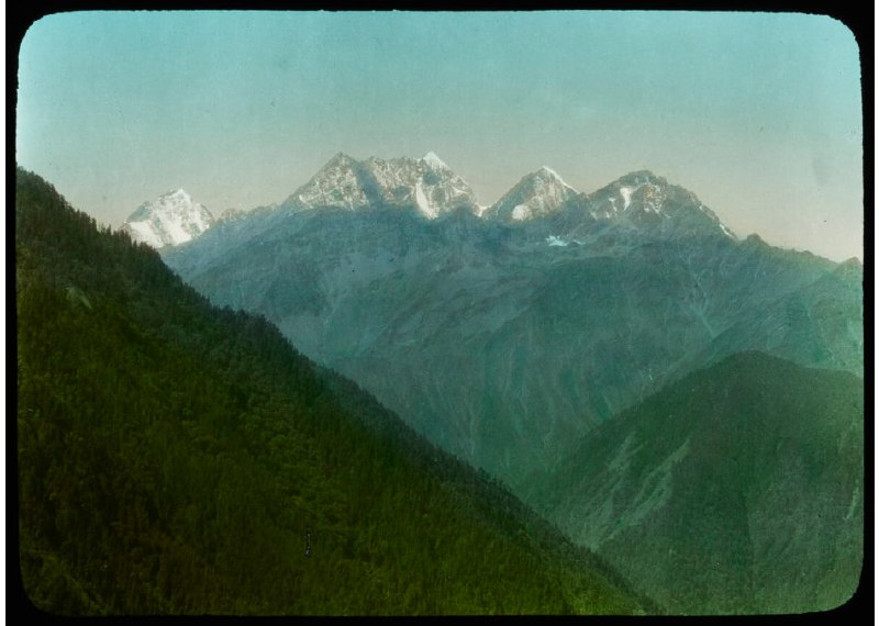 1915-1917年，四川，理番县杂谷脑河拍摄的雪峰