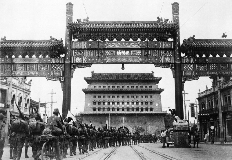 1937年8月13日，日本占领中国北平(北京)的第一张照片