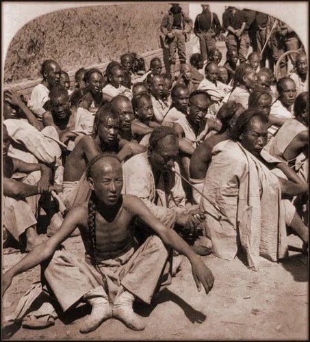 中国天津 1901年，美国第 6 骑兵团逮捕的义和团俘虏