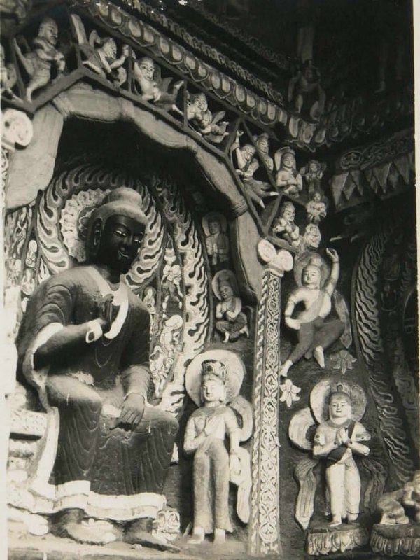 1937年，山西，云冈石佛