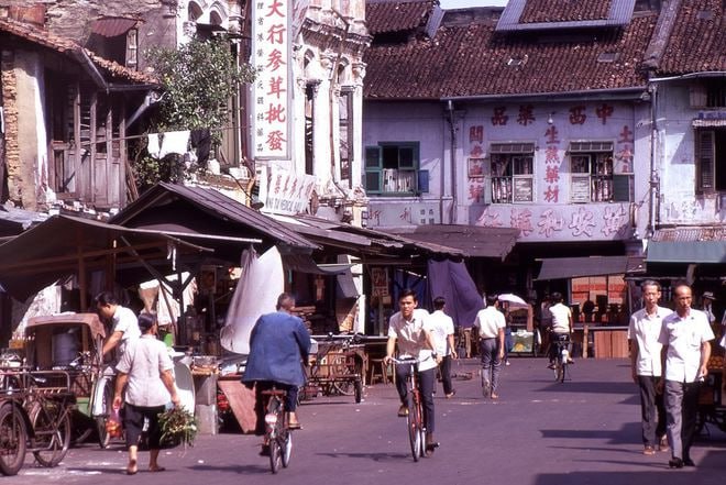 6-70年代，新加坡