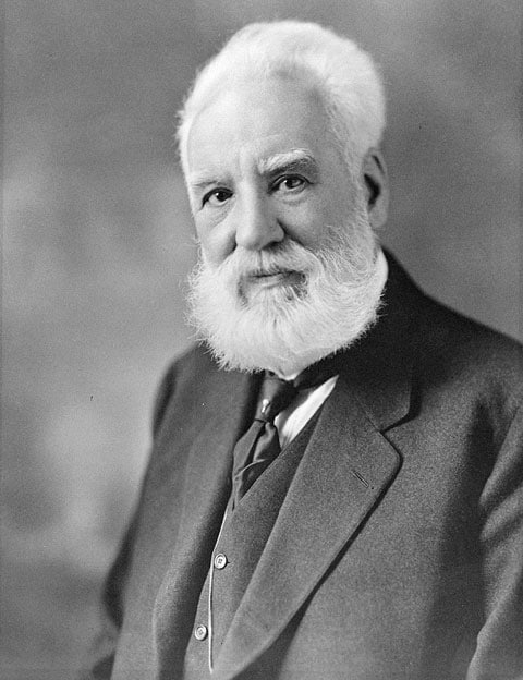 电话的发明者#人物 亚历山大·格雷厄姆·贝尔（Alexander Graham Bell）是一位苏格兰出生的美国科学家和发明家，他于1847年出生在苏格兰的爱丁堡