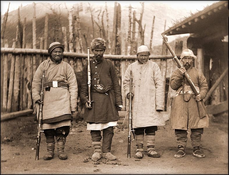 1915年，中国新疆穆斯林土匪