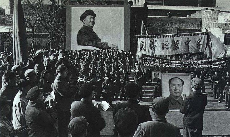 1968年，天津延安中学庆祝文化大革命