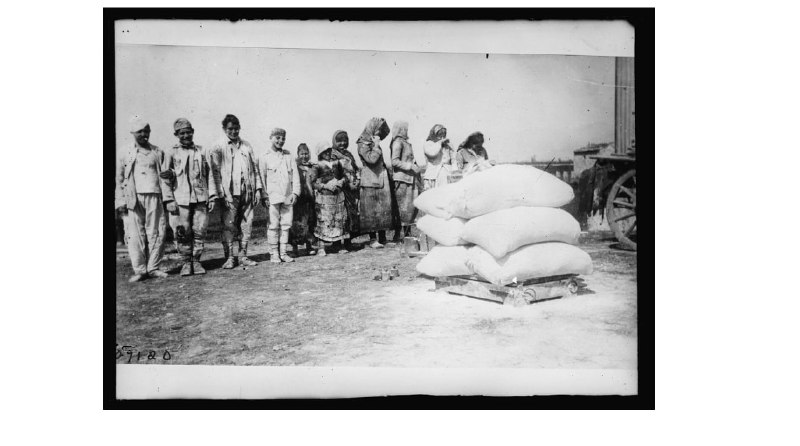 1920 年 2 月，用白面粉支付的工资