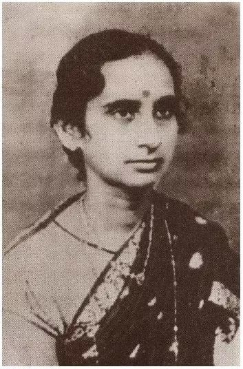 #人物 Annai Meenambal Sivaraj（1904年出生缅甸仰光）是南印度计划种姓联盟（SCF）的第一位计划种姓妇女主席