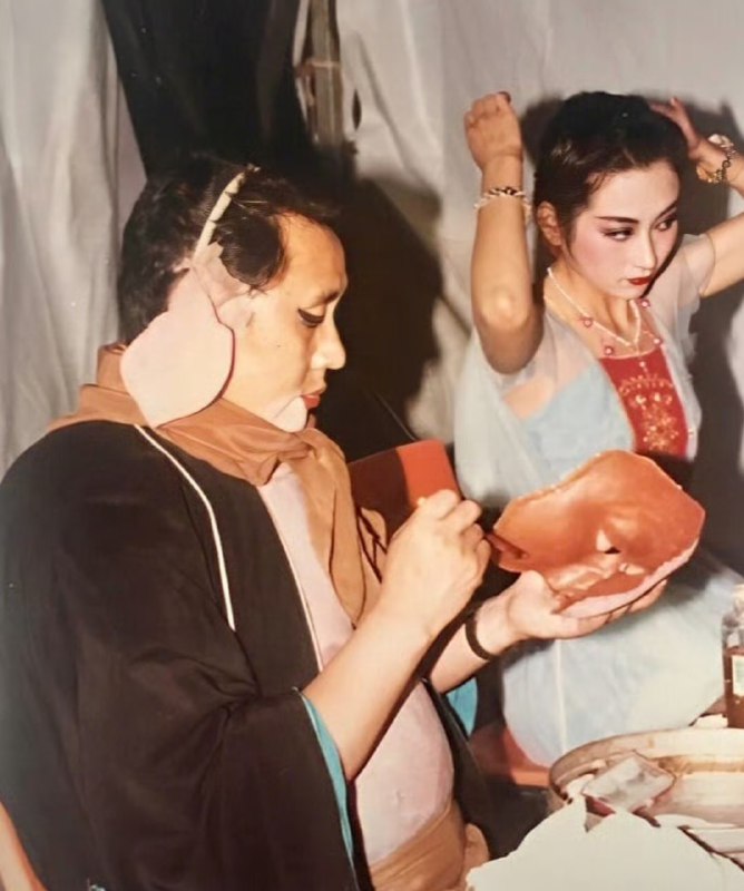 86版《西游记》中马德华老师的猪八戒上妆照