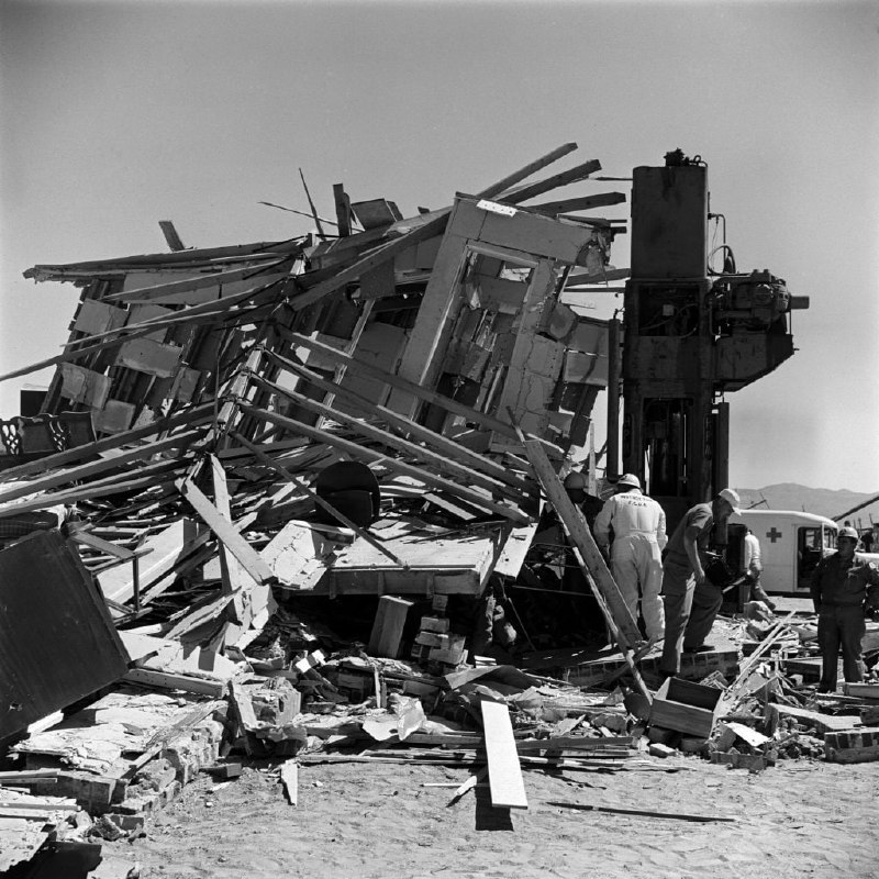 核武器试验后，内华达州，1955 年