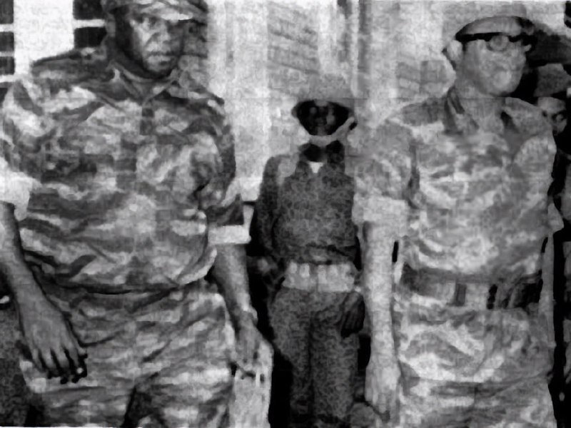 1977年沙巴冲突期间，伊迪·阿明拜访了扎伊尔共和国独裁者蒙博托